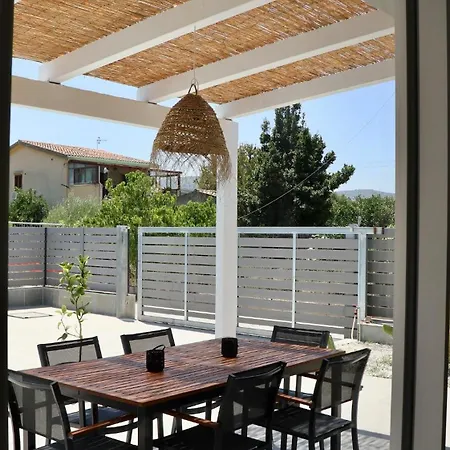 빌라 Zagara Modern With Pool 라스카리