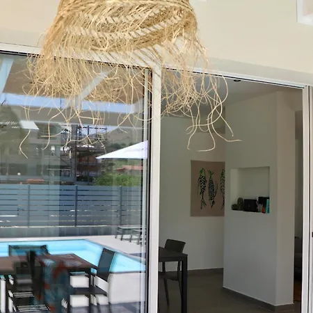 빌라 Zagara Modern With Pool 라스카리