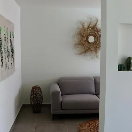 Zagara Modern With Pool 빌라 라스카리