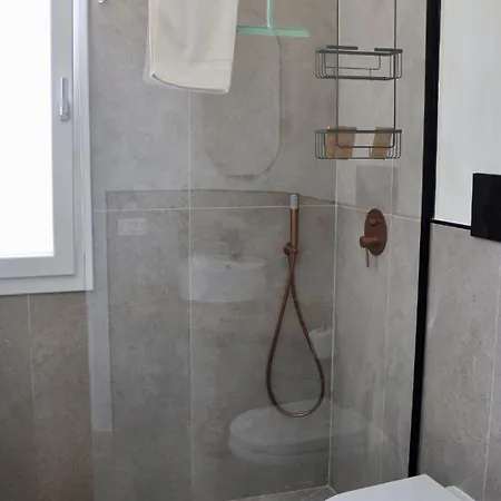 Zagara Modern With Pool 빌라 라스카리