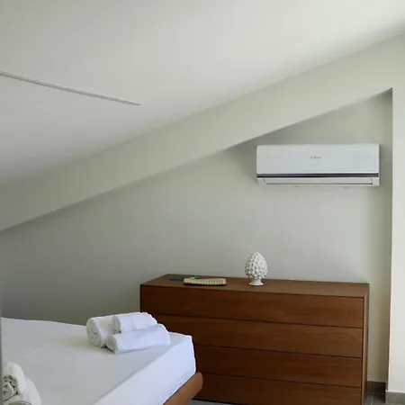 Zagara Modern With Pool *